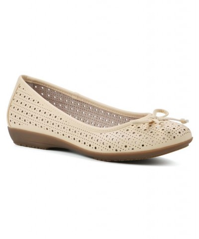 Women's Cheryl Ballet Flats Yellow $35.19 Shoes