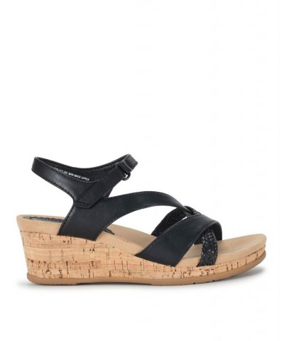 Women's Farah Casual Almond Toe Wedge Sandal Black $45.39 Shoes