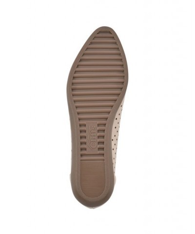 Women's Melodic Comfort Flat Tan/Beige $30.36 Shoes